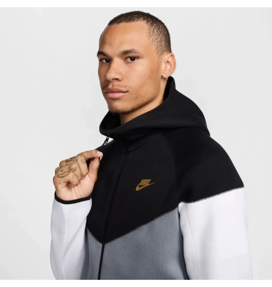 Костюм спортивний Nike Tech Fleece FZ4709-011_FZ4710-065 фото 3 — інтернет-магазин Tapok