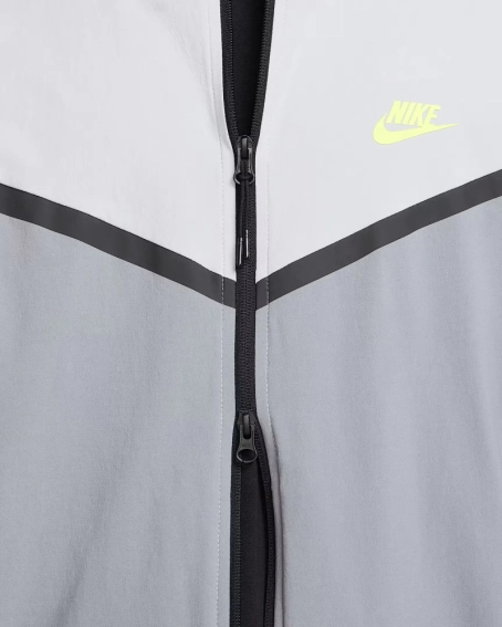 Костюм спортивный NIKE TECHWOVEN HV6514-065 IB6663-065 фото 3 — интернет-магазин Tapok