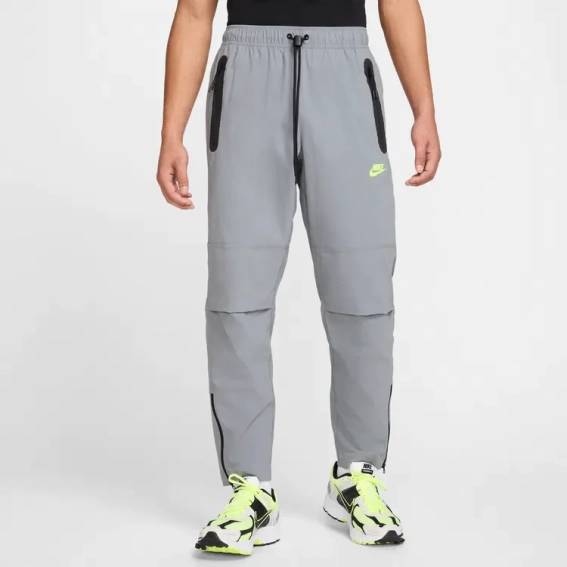 Костюм спортивный NIKE TECHWOVEN HV6514-065 IB6663-065 фото 6 — интернет-магазин Tapok