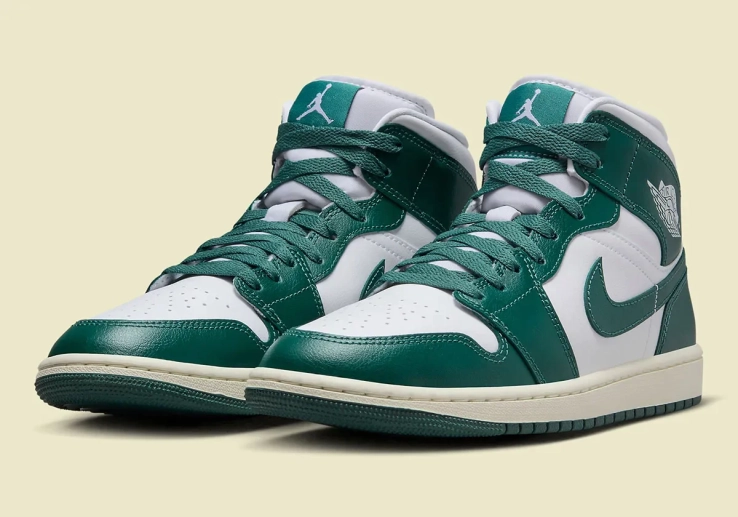 Кроссовки Air Jordan 1 MiD White/Green BQ6472-133 фото 8 — интернет-магазин Tapok