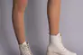 Черевики жіночі шкіряні бежевого кольору на шнурках на байку Фото 1