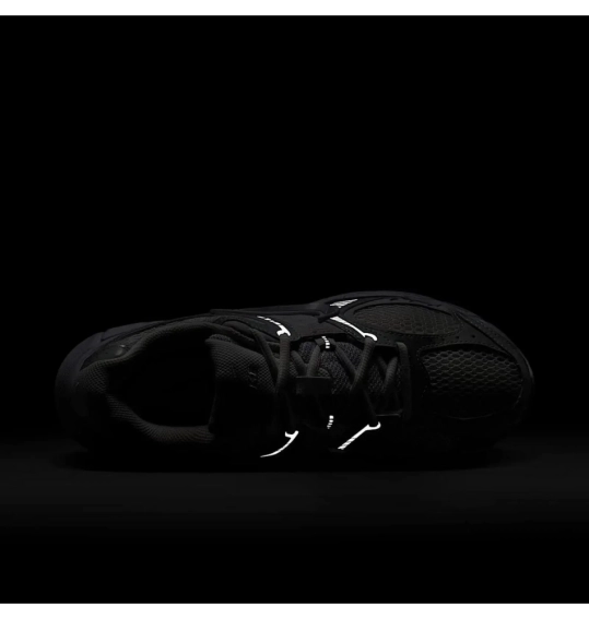 Кроссовки мужские Nike V5 Rnr Black Black Metallic Silver (HQ7901-101) фото 7 — интернет-магазин Tapok