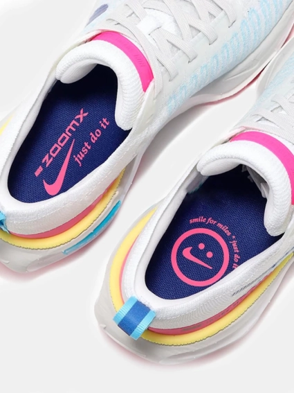Кросівки NIKE INVINCIBLE 3 WOROAD RUNNING SHOES WHITE/LIGHT BLUE DR2660-105 фото 6 — інтернет-магазин Tapok