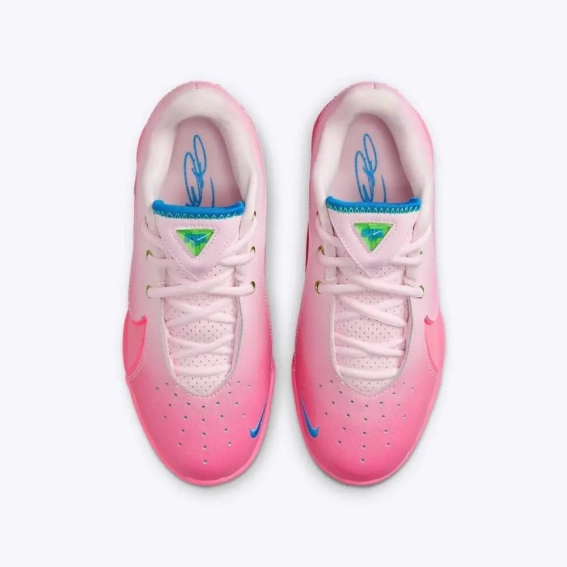 Кроссовки Nike LeBron XXII GS &quot;Valentine`s Day&quot; HV8617-600 фото 4 — интернет-магазин Tapok