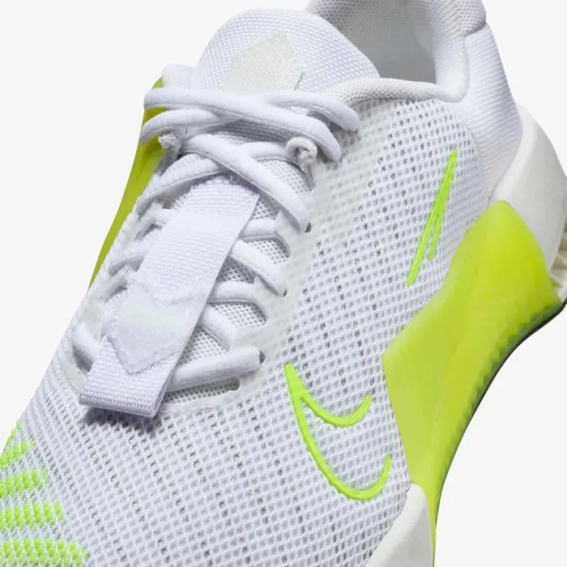 Кросівки Nike Metcon 9 Shoes 'White/Volt' DZ2537-105 фото 7 — інтернет-магазин Tapok