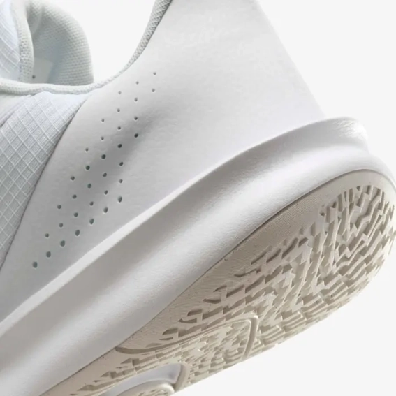 Кросівки Nike Precision 7 FN4322-100 фото 8 — інтернет-магазин Tapok