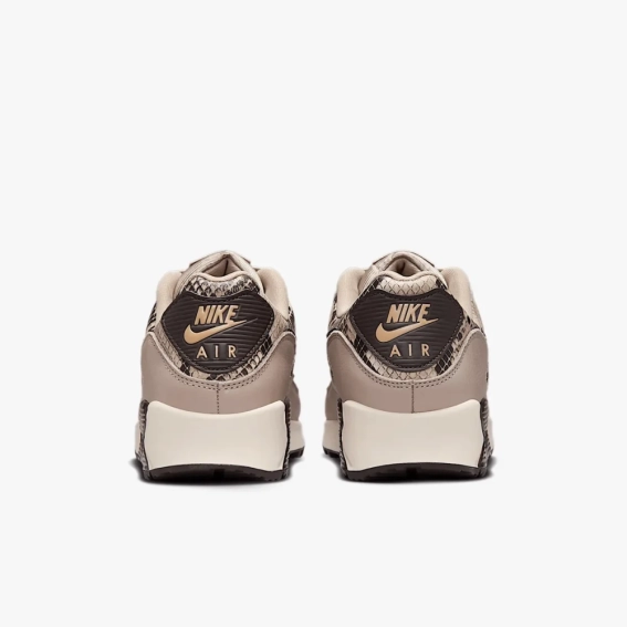 Кросівки Nike W Air Max 90 SE HF1212-200 фото 6 — інтернет-магазин Tapok