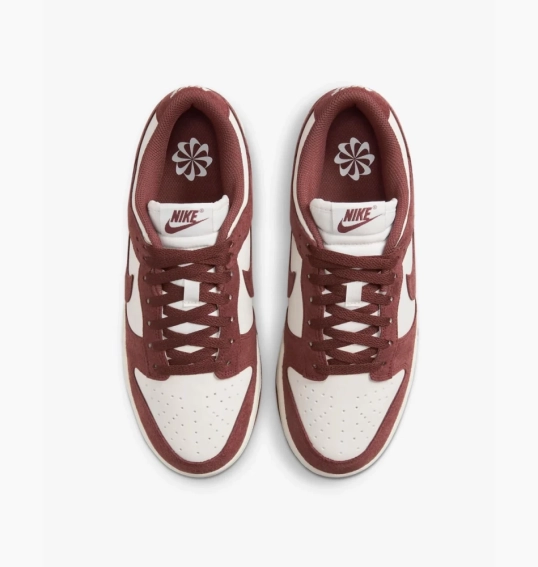 Кроссовки Nike WMNS DUNK LOW HJ7673-001 фото 3 — интернет-магазин Tapok