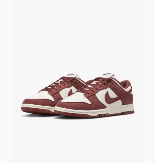 Кроссовки Nike WMNS DUNK LOW HJ7673-001 фото 4 — интернет-магазин Tapok