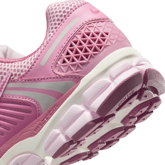 Кросівки Nike Zoom Vomero 5 FJ2028-600 фото 7 — інтернет-магазин Tapok