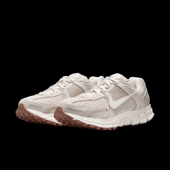 Кросівки NIKE ZOOM VOMERO 5 BEIGE FZ3780-101 фото 5 — інтернет-магазин Tapok