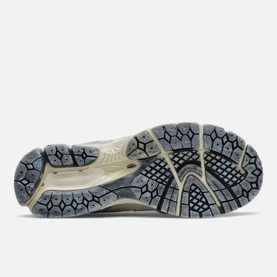 Кросівки New Balance 2002R 'Protection Pack Rain Cloud' M2002RDA фото 4 — інтернет-магазин Tapok