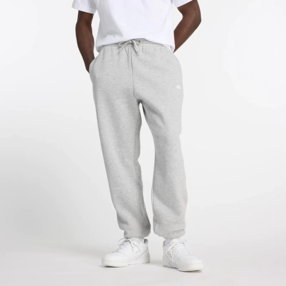 Штани чоловічі New Balance Brushed Back Small Logo Joggers Grey MP41503AG L MP41503AG фото 1 — інтернет-магазин Tapok