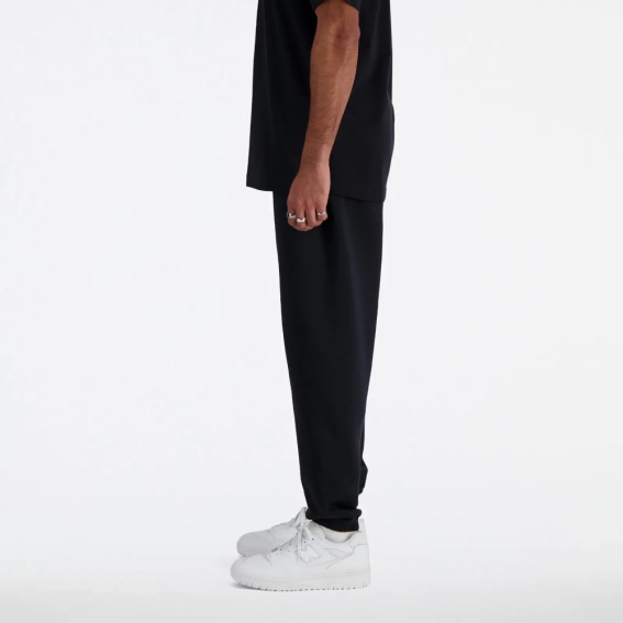 Штани чоловічі New Balance Brushed Back Small Logo Joggers Black MP41503BK L MP41503BK фото 2 — інтернет-магазин Tapok