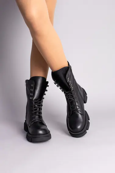 Ботинки женские кожаные черные на шнурках и с замком на байке фото 3 — интернет-магазин Tapok