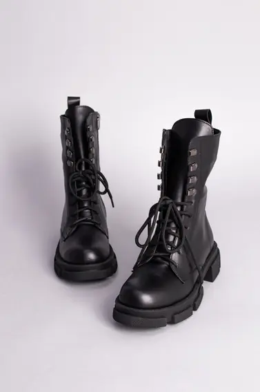 Ботинки женские кожаные черные на шнурках и с замком на байке фото 7 — интернет-магазин Tapok