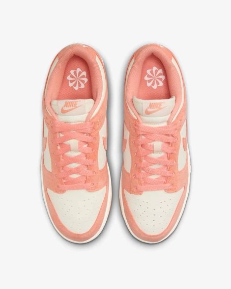 Кросівки Nike Dunk Low Next Nature Apricot Agate (W) HJ7673-003 фото 4 — інтернет-магазин Tapok