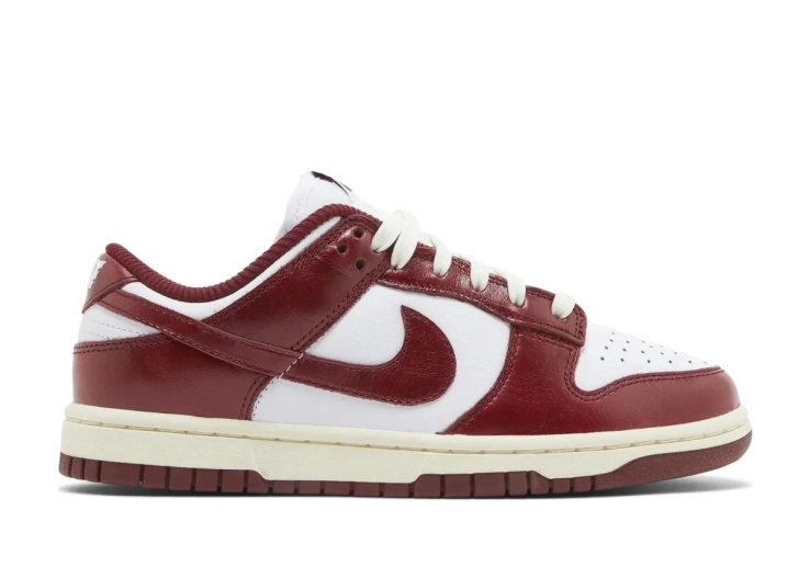 Кросівки Nike Dunk Low PRM Vintage Team Red FJ4555-100 фото 1 — інтернет-магазин Tapok