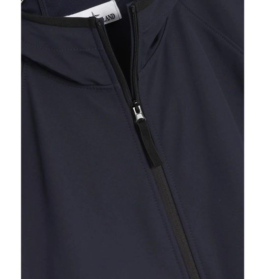 Куртка Stone Island Logo Patch Soft Shell Hooded Jacket Blue 781540927 V0020 фото 2 — інтернет-магазин Tapok