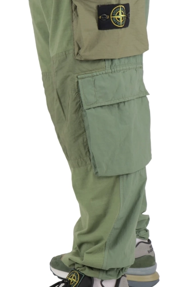 Штани Stone Island Loose Cargo Pants Dark Green 781532032 V0055 фото 4 — інтернет-магазин Tapok