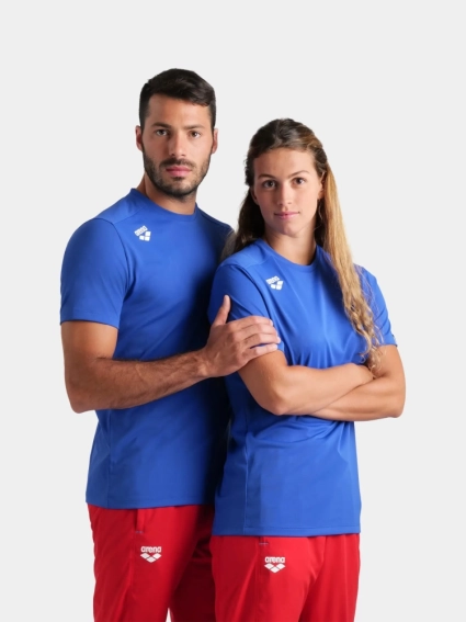 Футболка Arena TEAM T-SHIRT SOLID 004900-800 фото 1 — интернет-магазин Tapok