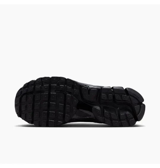 Кросівки чоловічі Nike Zoom Vomero 5 (FZ3313-001) фото 3 — інтернет-магазин Tapok