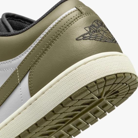 Кроссовки мужские Air Jordan 1 Low White/Olive 553558-092 фото 8 — интернет-магазин Tapok