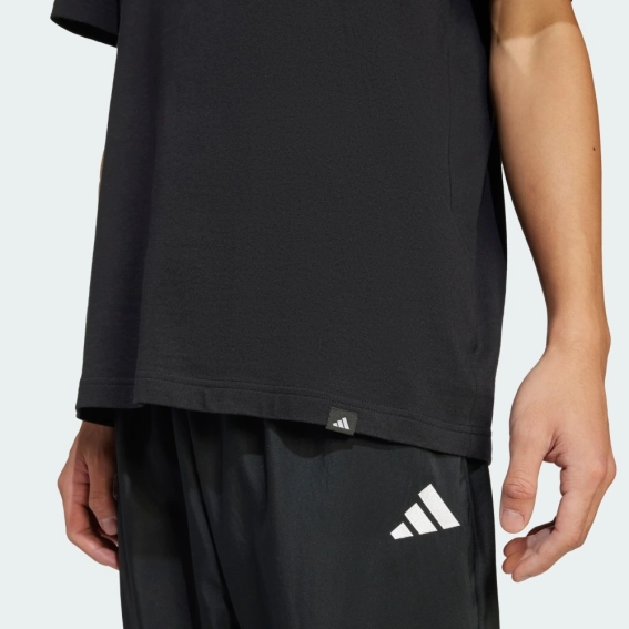 Футболка мужская Adidas Lounge Slide Graphic JJ4003 JJ4003 фото 5 — интернет-магазин Tapok