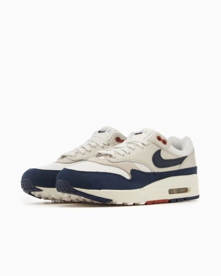 Кроссовки Nike Air Max 1 LX FD2370-110 фото 4 — интернет-магазин Tapok