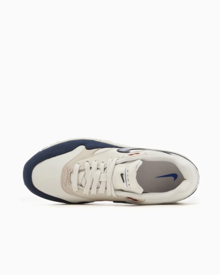 Кроссовки Nike Air Max 1 LX FD2370-110 фото 6 — интернет-магазин Tapok