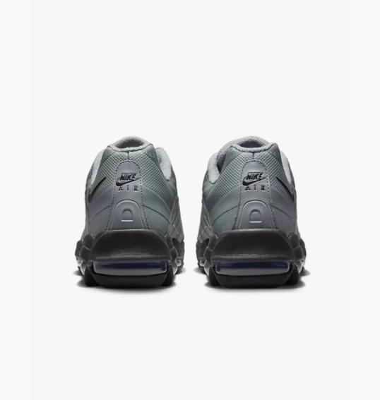 Кроссовки Nike Air Max 95 Ultra Grey DM2815-003 фото 8 — интернет-магазин Tapok