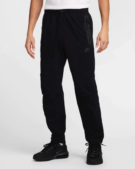 Брюки чоловічі Nike Tech Fleece (HM8241-010) фото 1 — інтернет-магазин Tapok
