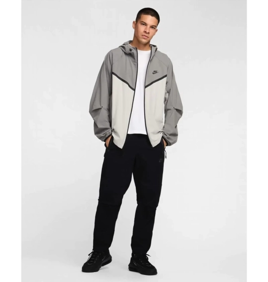 Брюки мужские Nike Tech Fleece (HM8241-010) фото 6 — интернет-магазин Tapok