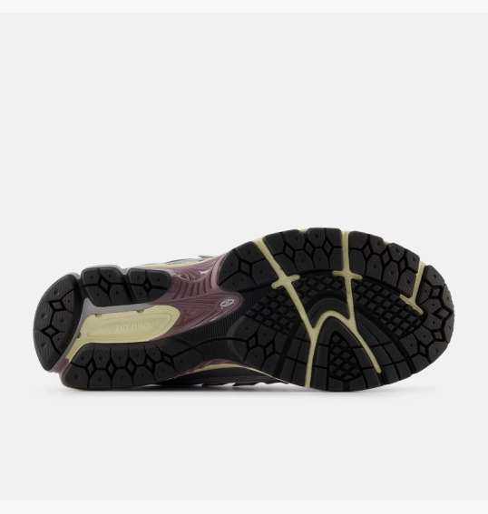 Кроссовки мужские New Balance 1906R Pink/Metallic U1906RNF фото 5 — интернет-магазин Tapok