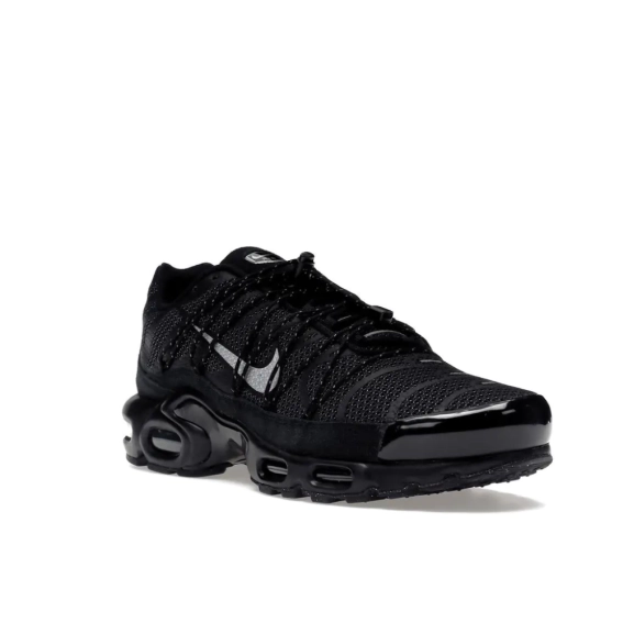 Кроссовки мужские Nike Air Max Plus Utility (FD0670-001) фото 2 — интернет-магазин Tapok