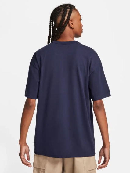 Футболка Nike M NSW PREM ESSNTL SUST TEE DO7392-451 фото 2 — интернет-магазин Tapok