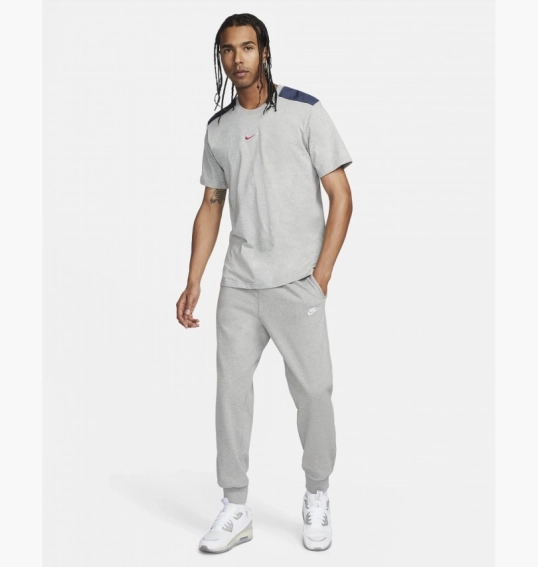 Брюки мужские Nike Club Grey FQ4330-063 фото 7 — интернет-магазин Tapok