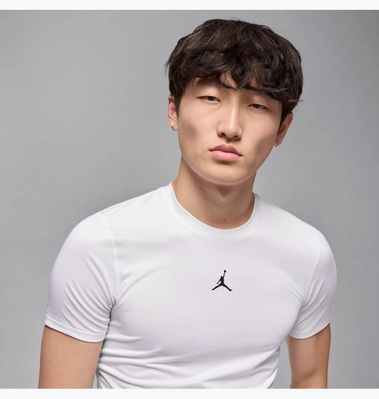 Мужская футболка Air Jordan Df Sprt Ss Comp White HV4099-100 фото 2 — интернет-магазин Tapok