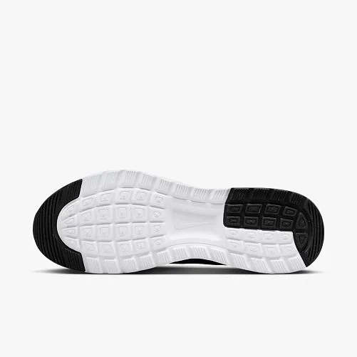 Кросівки Nike AIR MAX NUAXIS FD4329-001 фото 1 — інтернет-магазин Tapok
