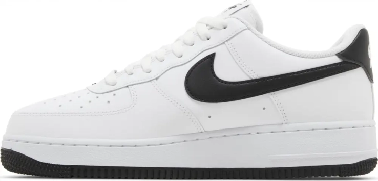 Кросівки Nike AIR FORCE 1 07 FQ4296-101 фото 4 — інтернет-магазин Tapok
