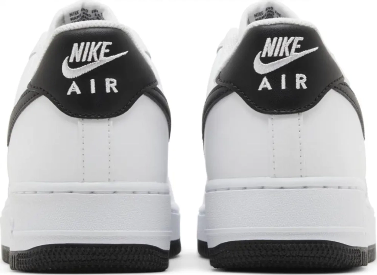 Кросівки Nike AIR FORCE 1 07 FQ4296-101 фото 7 — інтернет-магазин Tapok