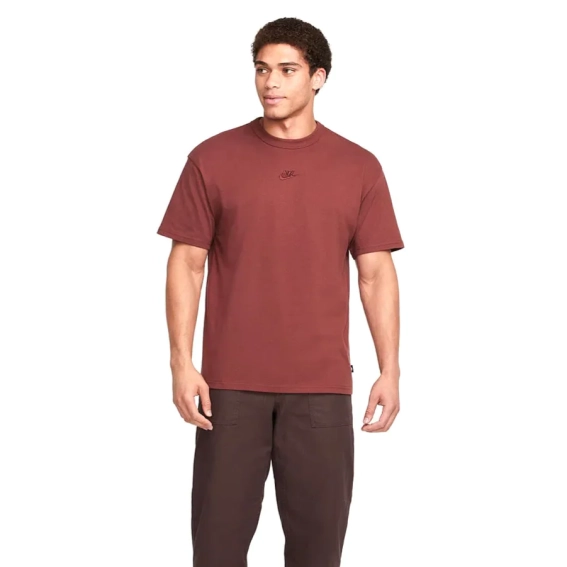 Футболка Nike M NSW PREM ESSNTL SUST TEE DO7392-231 фото 1 — інтернет-магазин Tapok