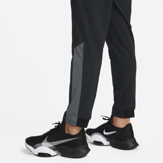 Брюки Nike M NP DF FLEX VENT MAX PANT DM5948-010 фото 5 — інтернет-магазин Tapok