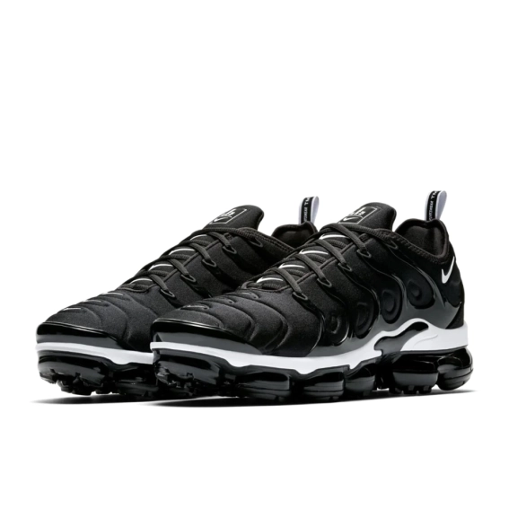 Кроссовки Nike AIR VAPORMAX PLUS 924453-011 фото 2 — интернет-магазин Tapok