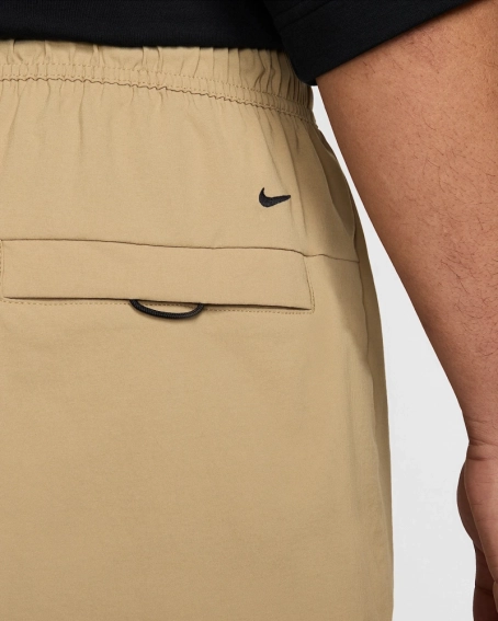 Шорты мужские Nike Tech Beige HQ0470-297 фото 6 — интернет-магазин Tapok