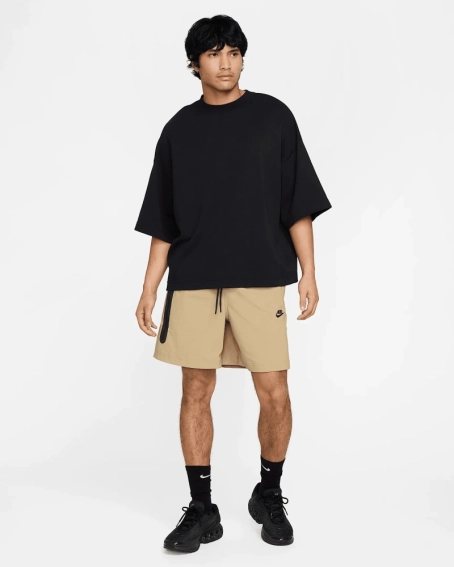 Шорты мужские Nike Tech Beige HQ0470-297 фото 8 — интернет-магазин Tapok