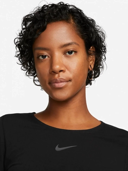 Лонгслів жіночий Nike Tape Long-Sleeve Crop Top Black Dx2315-010 DX2315-010 фото 4 — інтернет-магазин Tapok