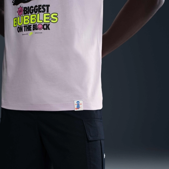 Футболка жіноча Nike Sportswear Violet HJ0770-537 фото 6 — інтернет-магазин Tapok