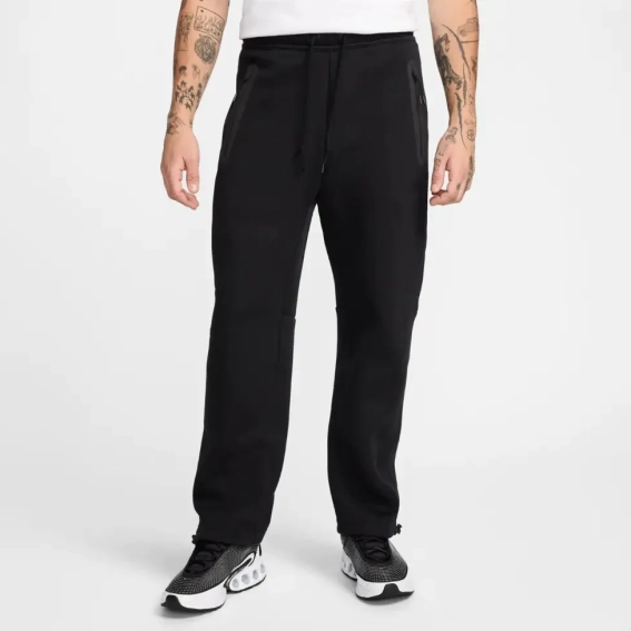 Брюки мужские Nike Tech Fleece Open-Hem Pants Black HJ6533-010 фото 1 — интернет-магазин Tapok