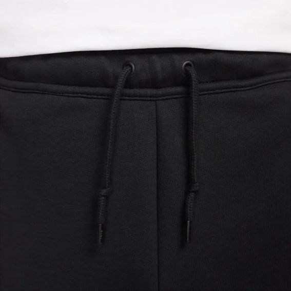 Брюки мужские Nike Tech Fleece Open-Hem Pants Black HJ6533-010 фото 3 — интернет-магазин Tapok